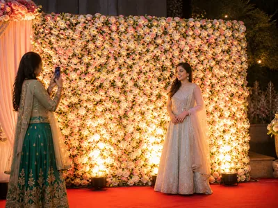 Instagram Walls wedding service visual